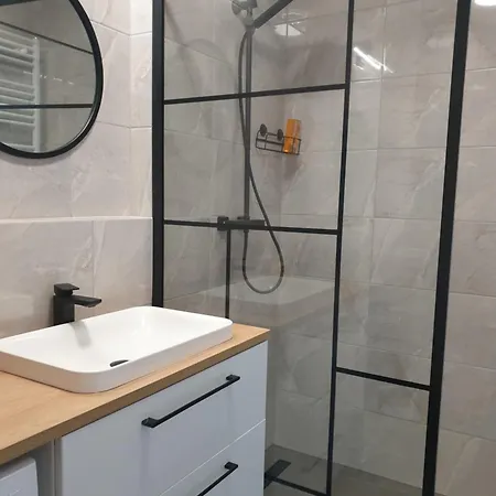 Totu Today-stara Cegielnia Apartamenty, Faktura Vat, Self Check-in بوزنان